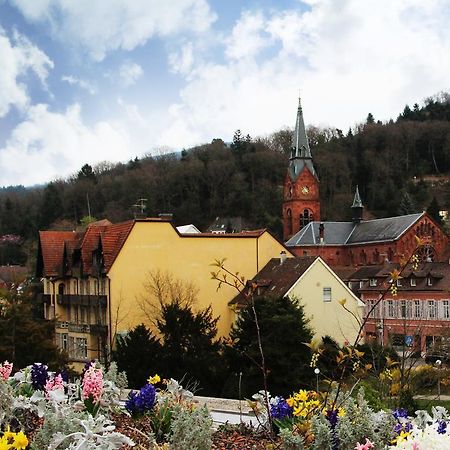 Hotel Romerbad Badenweiler Buitenkant foto