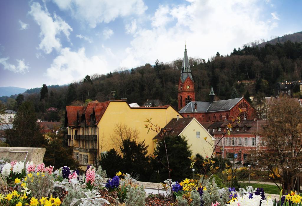 Hotel Romerbad Badenweiler Buitenkant foto